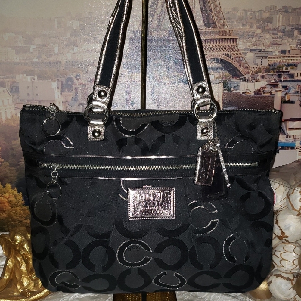 Coach Poppy Monogram Signature Tote